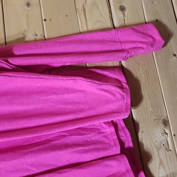 Beyond Yoga Shirt Size Small Hot Pink - Picture 4 of 8